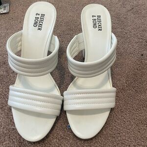Bleeker & Bond White Women's Sandals